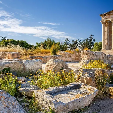 Sanders Soul - Full Building Apartment Limassol